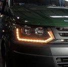 VW T5.1 2010-2015 V3 Black Stylinglykter med dynamisk blinklys.  thumbnail