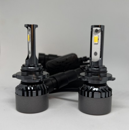 9005/9006/HB3/HB4 LED 3000LM CANBUS Tricolour!