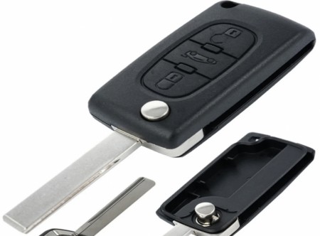 Nøkkelskall Peugeot 3 knapper. Sverd m/spor (batteri på kretskortet)