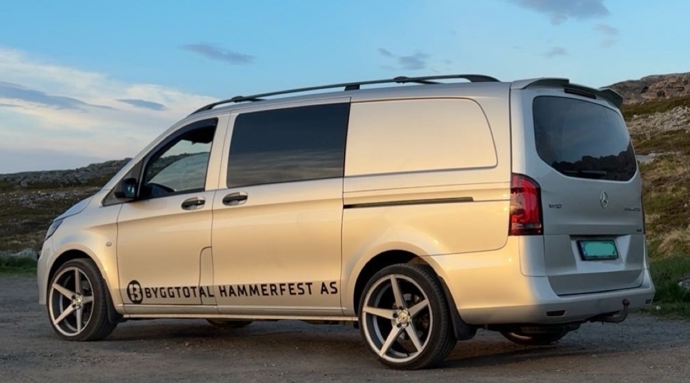 Takrails sort montert på en Merchedes Vito 2003-2025+ MB W639/W447 kort type A1/L1